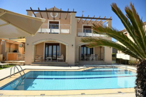 Villa Avra